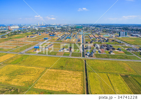 袖ケ浦市　市役所　袖ヶ浦駅　アウトレットパークとその周辺を空撮 34741228