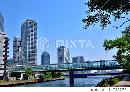 運河と高層マンション 運河と高層マンション 34742275