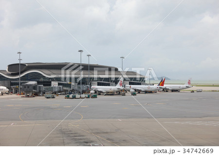 hk Airport North Satellite Concourse hk Airport North Satellite Concourse 34742669