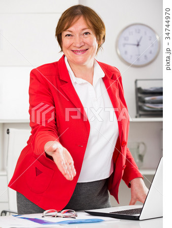 Manager ready for visitors 34744970