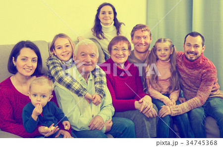Family members making family photo 34745368