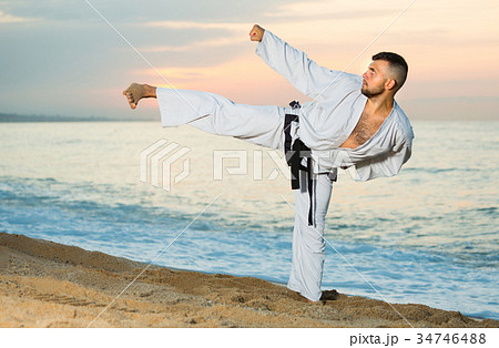 Male is training kick 34746488