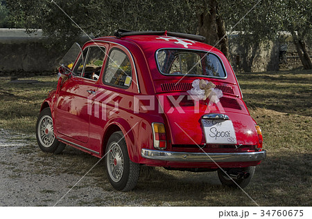 Car decorated for a wedding in Italy 34760675