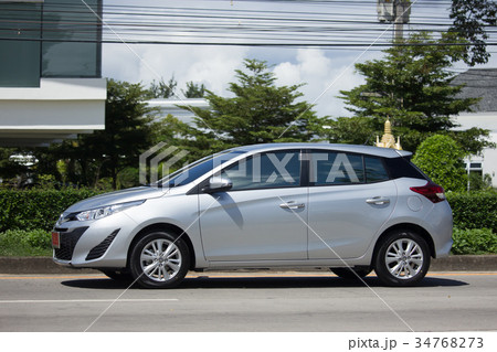 New Private Car toyota Yaris Hatchback Eco Car 34768273