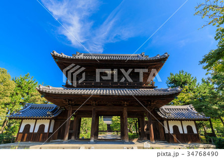 京都　建仁寺　三門（望闕楼） 34768490