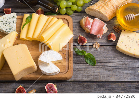 Different kind of cheese 34772830