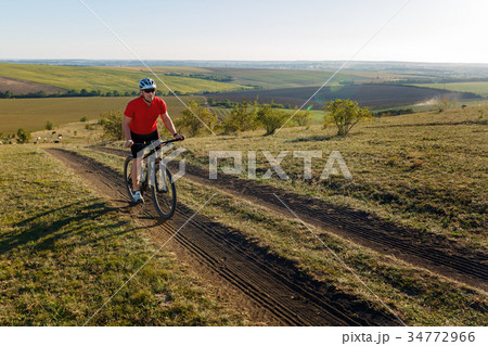 mountain bike sport athlete man riding outdoor 34772966