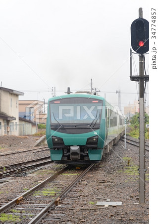 出発のリゾートしらかみ 34774857