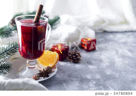 Cup of hot wine with spices 34780804
