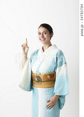着物を着ている外国人 34783794
