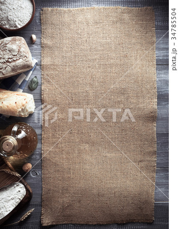 bread and bakery products 34785504