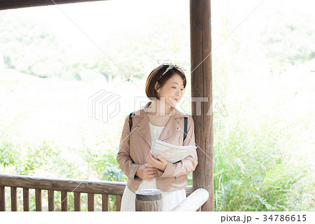 旅行 女性 旅行 女性 34786615