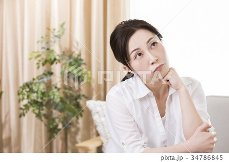 ミドル女性　 34786845
