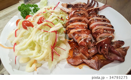 Grilled squid Grilled squid 34793275
