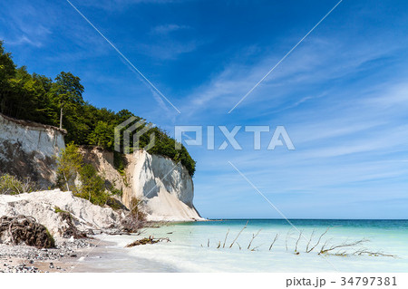 Baltic Sea coast on the island Ruegen, Germany 34797381