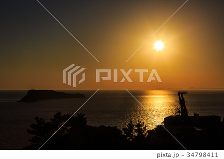 池島展望台からの夕陽 池島炭鉱跡 第二竪坑櫓 長崎 池島展望台からの夕陽 池島炭鉱跡 第二竪坑櫓 長崎 34798411