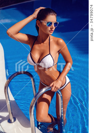 beautiful girl in bikini 34799074