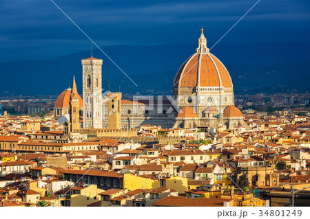 Duomo cathedral in Florence Duomo cathedral in Florence 34801249