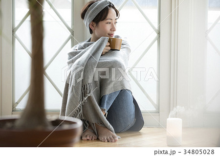 女性　ライフスタイル　リラックス 34805028