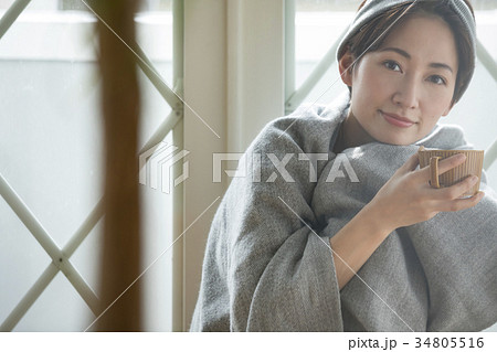 女性　ライフスタイル　リラックス 34805516