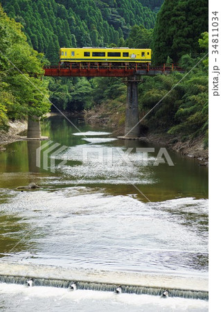 千葉県　いすみ鉄道　赤い鉄橋 34811034