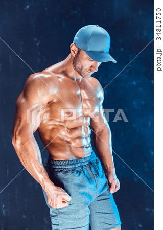 Shirtless bodybuilder man 34811750