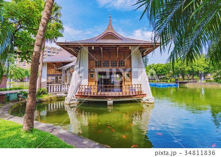 Scenery and traditional Chinese architecture Scenery and traditional Chinese architecture 34811836
