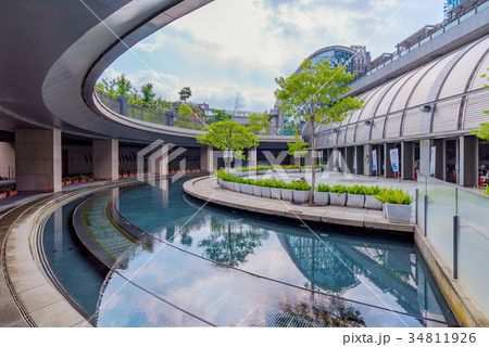 Daan forest park station 34811926