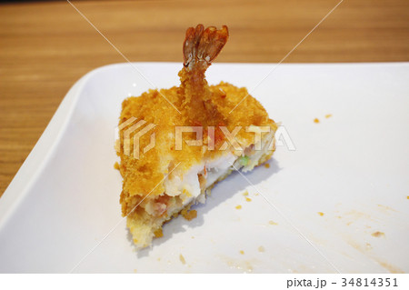 the prawn toast with sesame seed topping 34814351