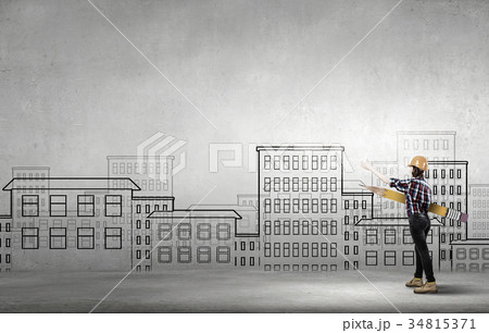 Woman architect 34815371