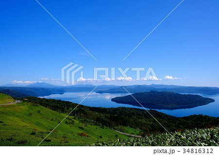 初秋の屈斜路湖　美幌峠　 34816312