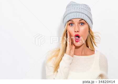 Young woman shouting 34820414