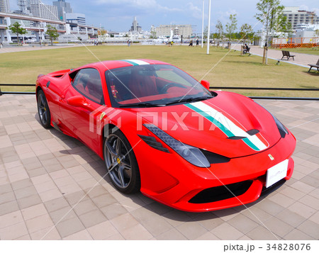 フェラーリ（撮影場所/神戸メリケンパーク） 34828076