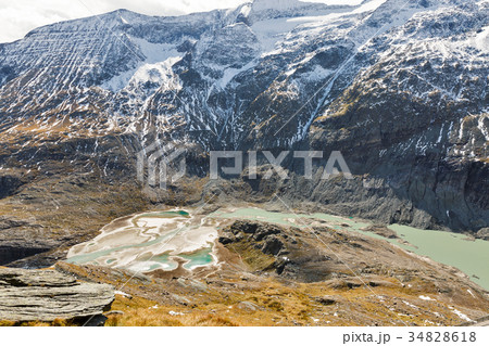 Kaiser Franz Josef glacier. Austrian Alps. 34828618