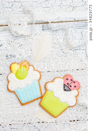 Beautiful glazed Easter cookies Beautiful glazed Easter cookies 34829775