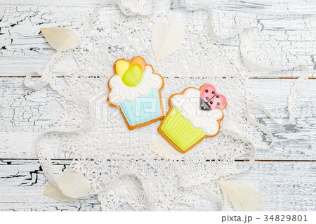 Beautiful glazed Easter cookies Beautiful glazed Easter cookies 34829801