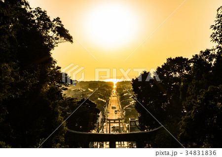 宮地嶽神社　夕景 34831836