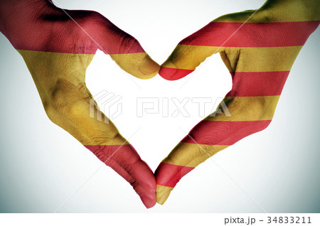 heart with the Catalan and the Spanish flags 34833211