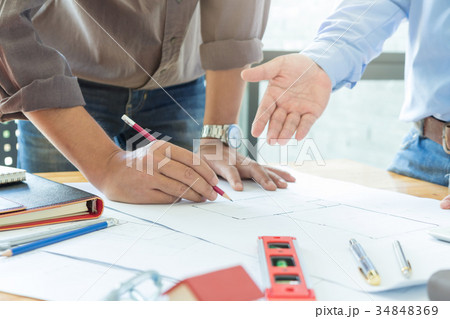 Engineer Architects office team working  34848369
