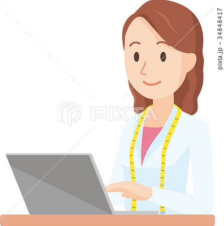 女性の栄養士がノートパソコンを操作しているイラスト-上半身 34848417