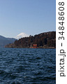 芦ノ湖湖畔から望む富士山と箱根神社水中鳥居 34848608