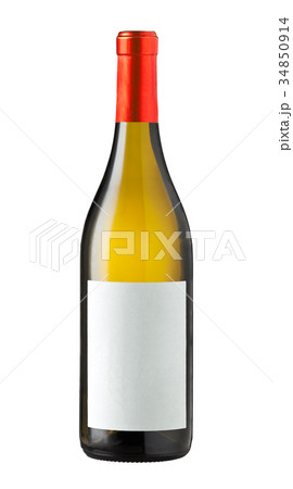 Wine bottle isolated with blank label. 34850914