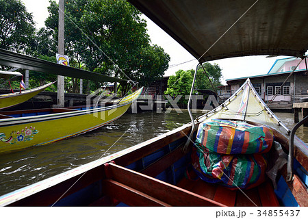 タイ ダムヌンサドゥアック水上マーケットに向かう船 タイ ダムヌンサドゥアック水上マーケットに向かう船 34855437