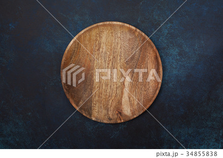empty wooden plate empty wooden plate 34855838
