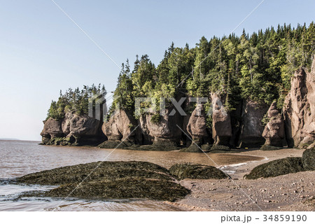 famous Hopewell Rocks geologigal formations at low 34859190