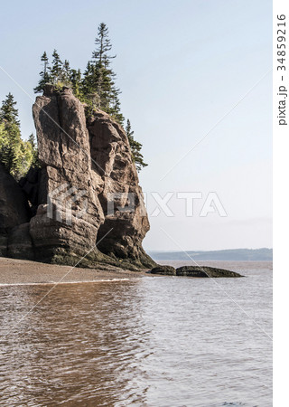 famous Hopewell Rocks geologigal formations at low 34859216