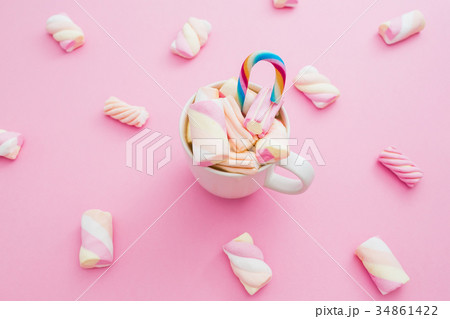marshmallow with cappuccino mug and cane sugar 34861422