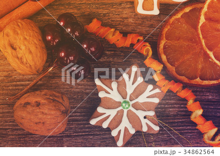 christmas gingerbread cookies christmas gingerbread cookies 34862564