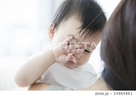 赤ちゃん 幼児 ママ 34864861