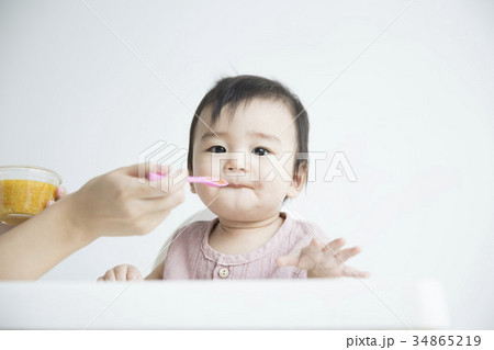 赤ちゃん 幼児 純粋な 34865219